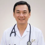นพ. พลภัทร์  โล่เสถียรกิจ